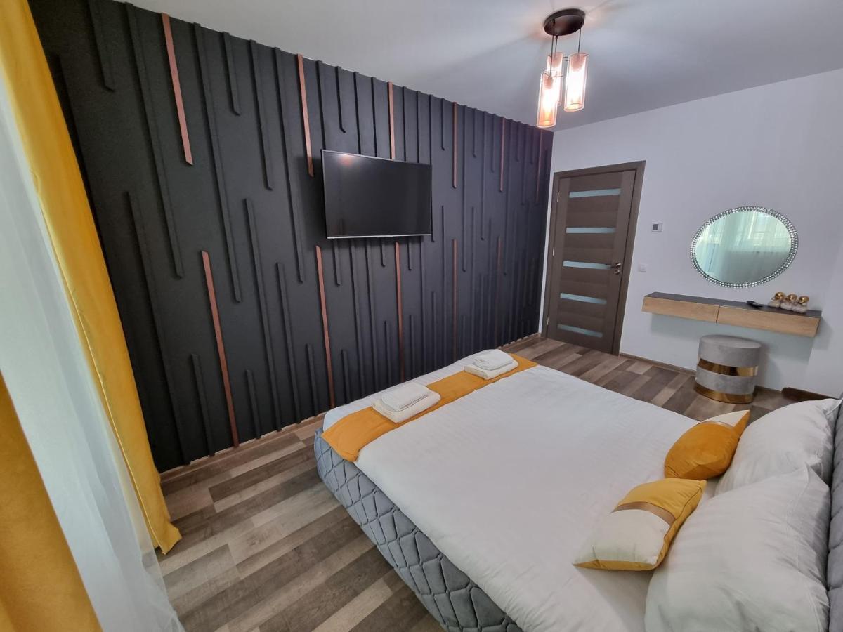 Luxury Apartments Bacău Екстериор снимка
